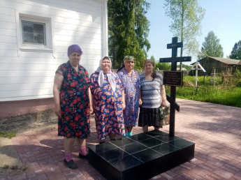 Посещение храма.